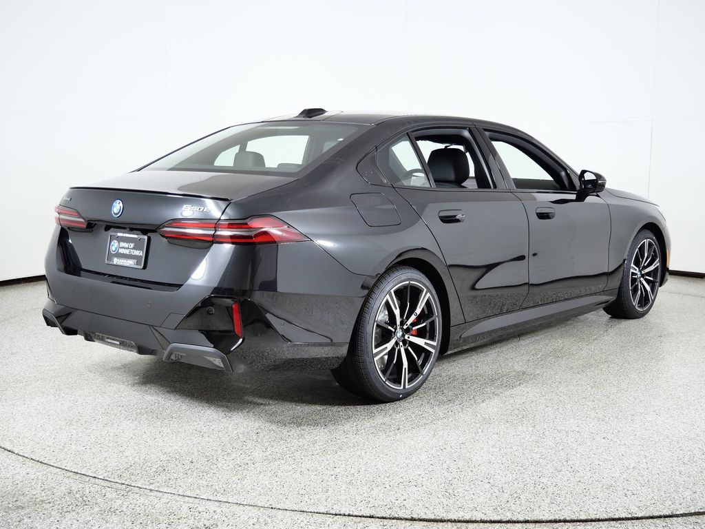Thumbnail: 2026 BMW 5 Series - 9