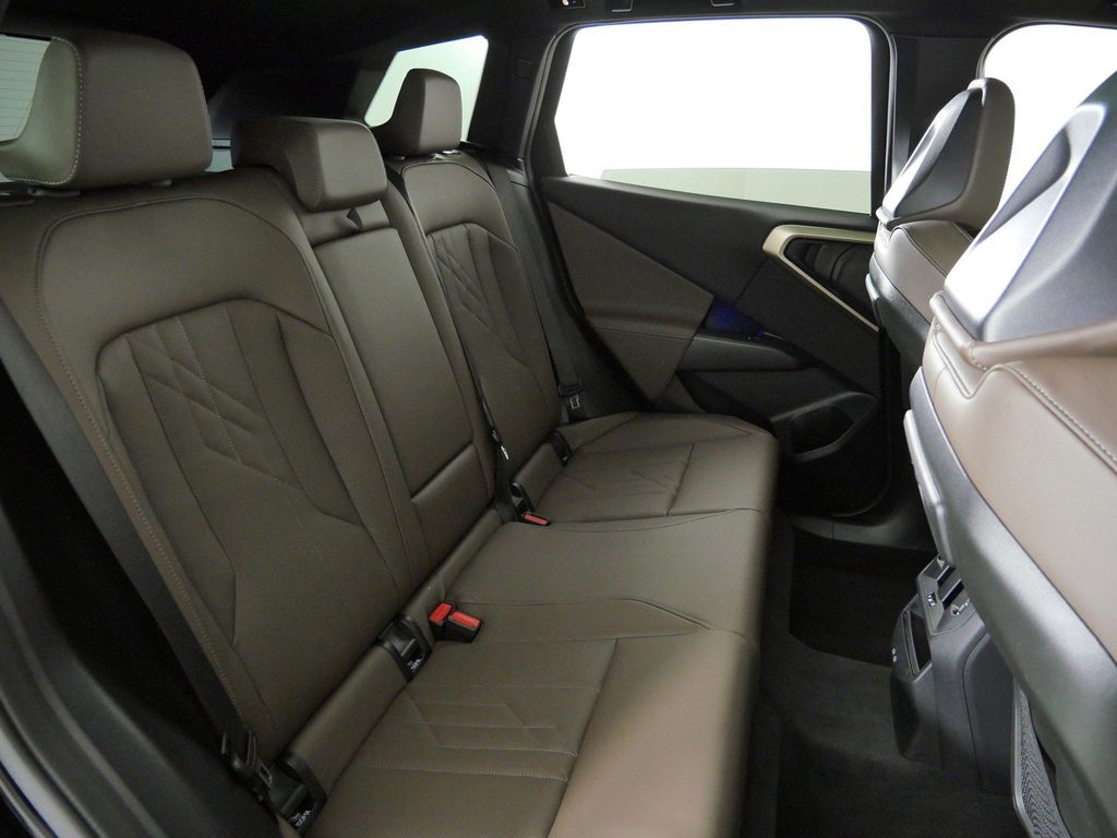 Thumbnail: 2025 BMW X3 - 31