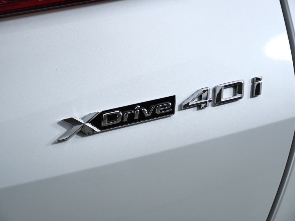 Thumbnail: 2026 BMW X6 - 12