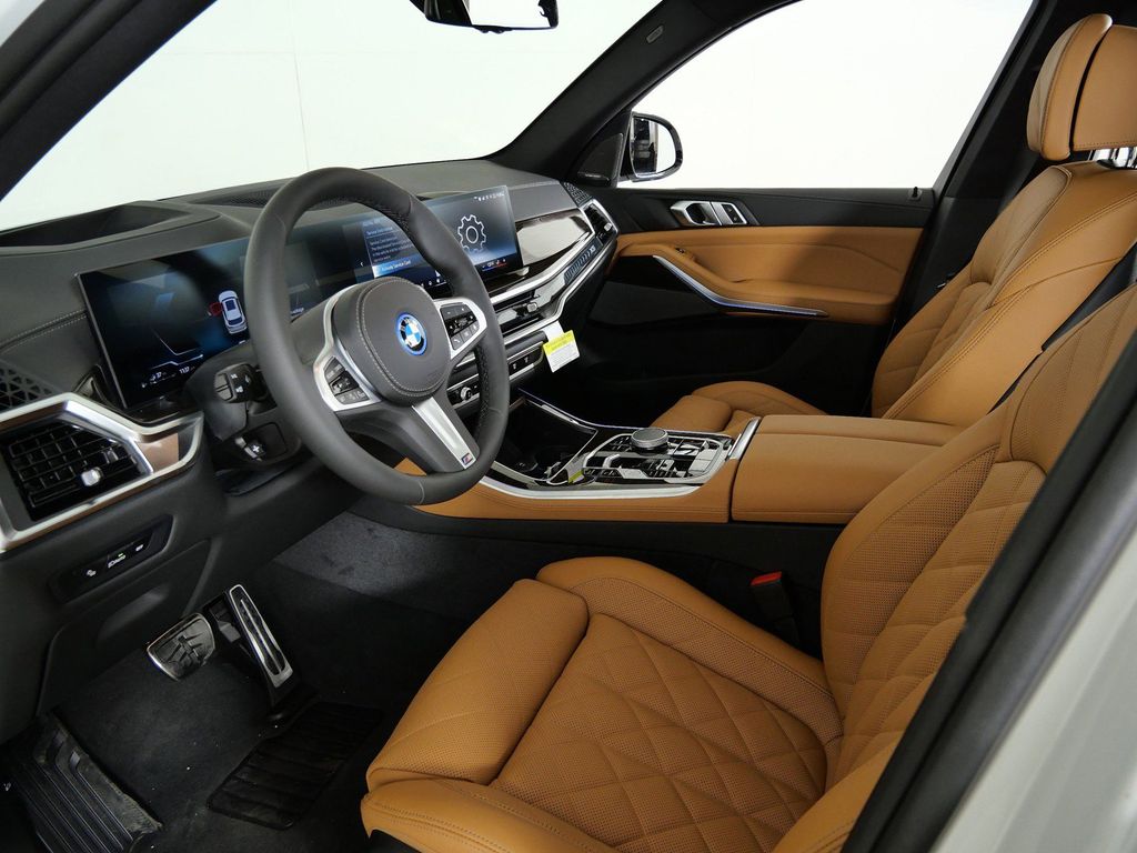 Thumbnail: 2026 BMW X5 - 35