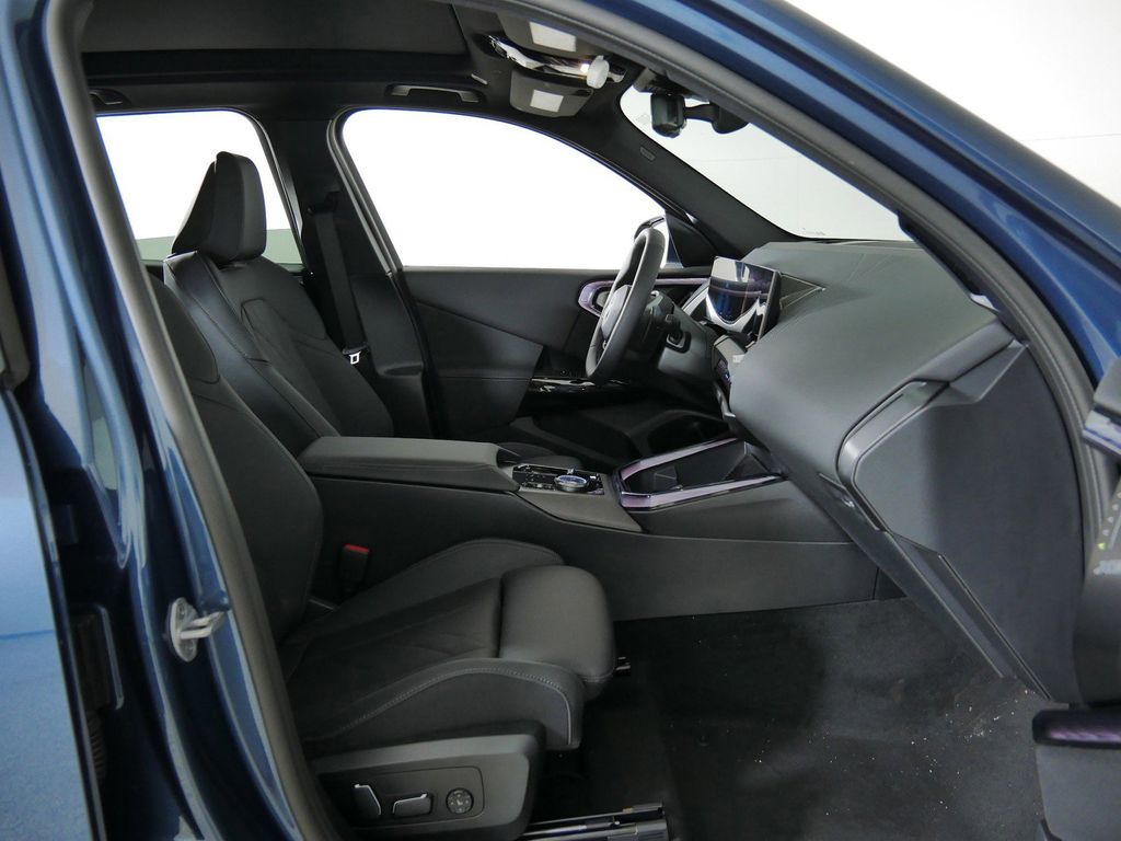 Thumbnail: 2026 BMW X3 - 20