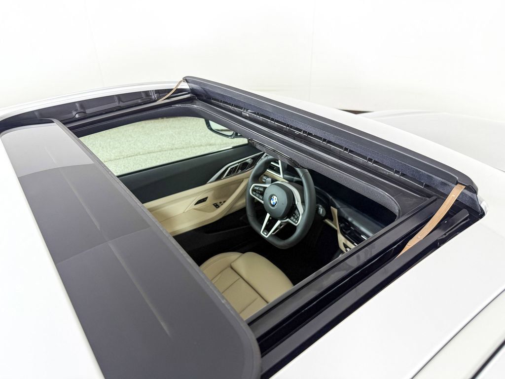 Thumbnail: 2026 BMW 4 Series - 21