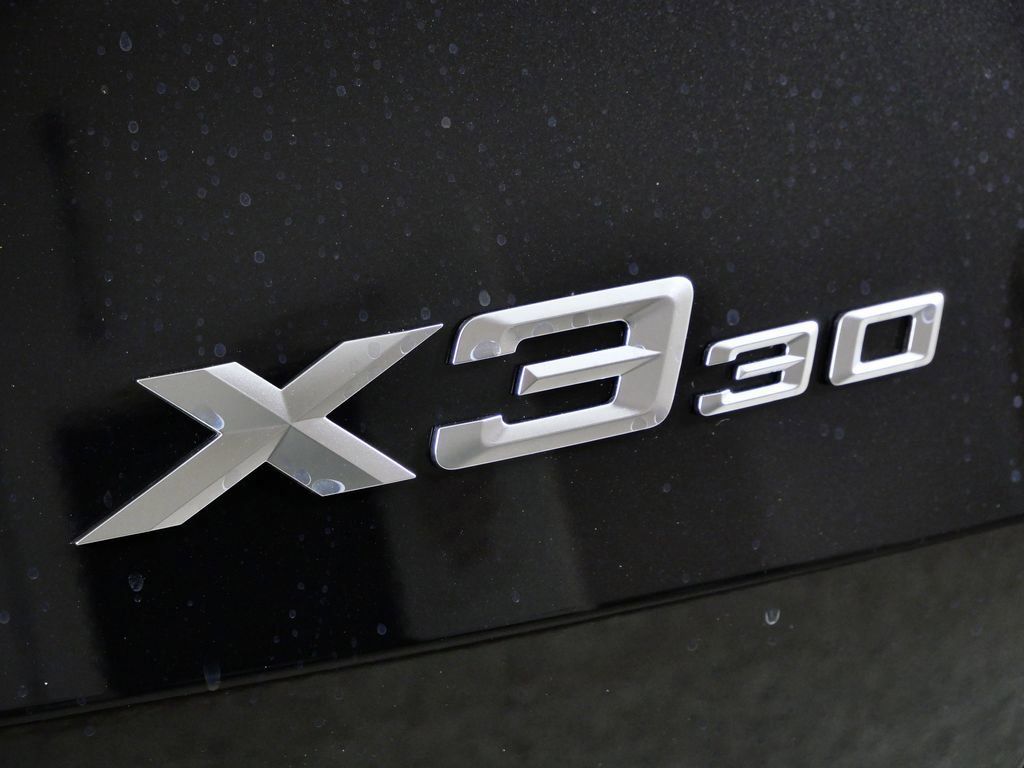 Thumbnail: 2026 BMW X3 - 14