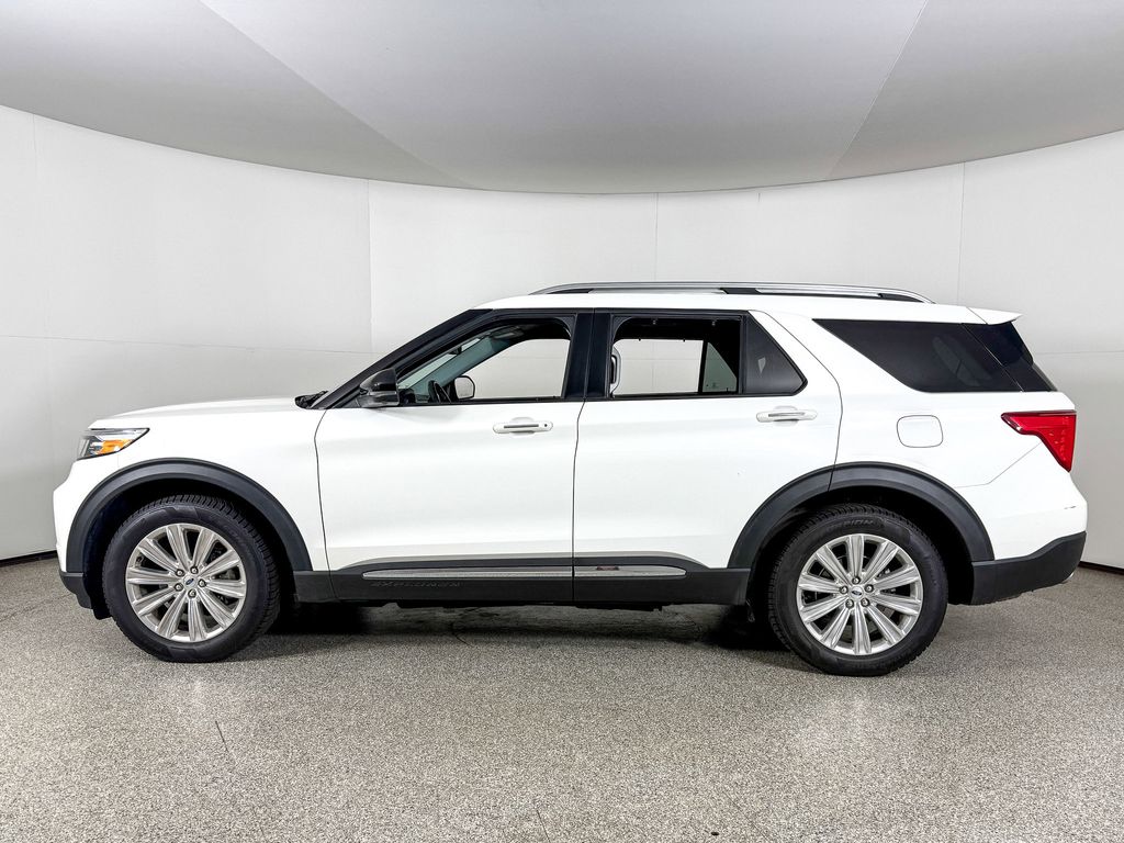 Thumbnail: 2022 Ford Explorer - 6