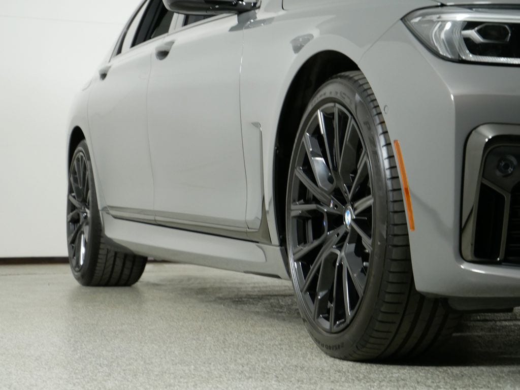 2022 BMW 7 Series 750i xDrive 6