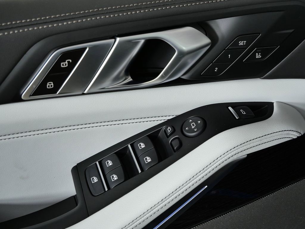 Thumbnail: 2026 BMW X5 - 37