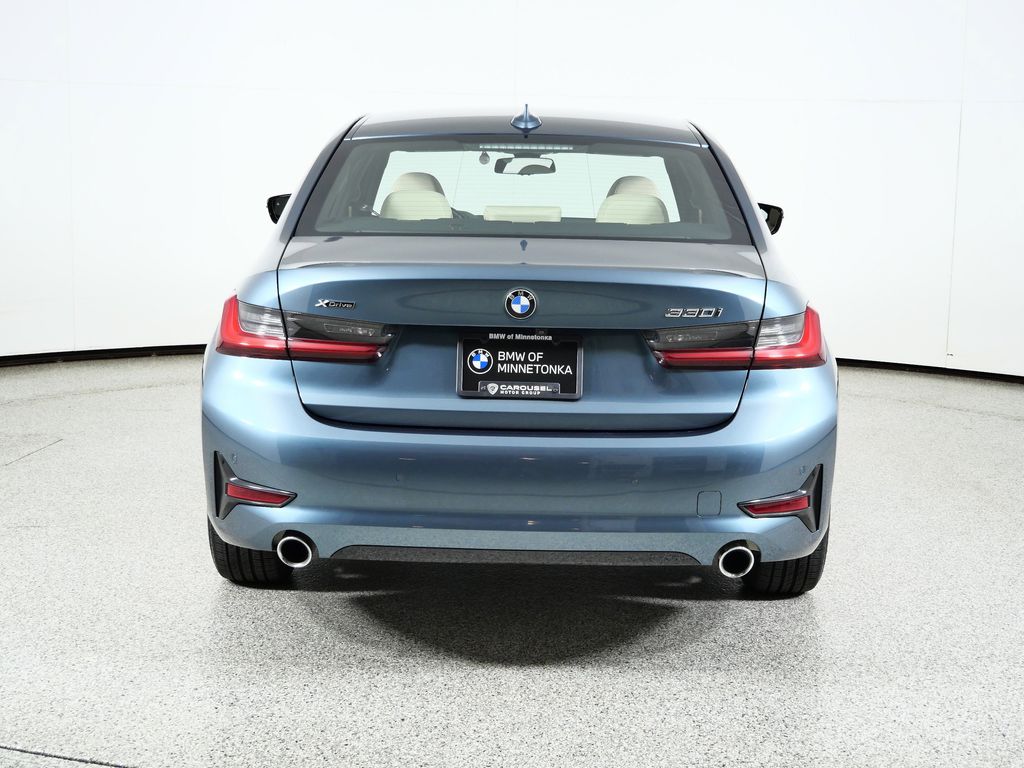 Thumbnail: 2020 BMW 3 Series - 11