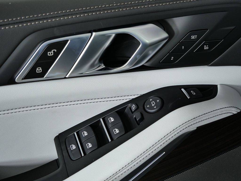 Thumbnail: 2026 BMW X5 - 37