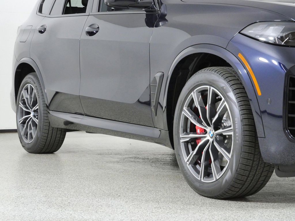 Thumbnail: 2026 BMW X5 - 6
