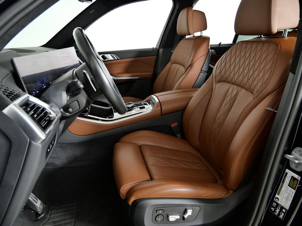 Thumbnail: 2025 BMW X5 - 41