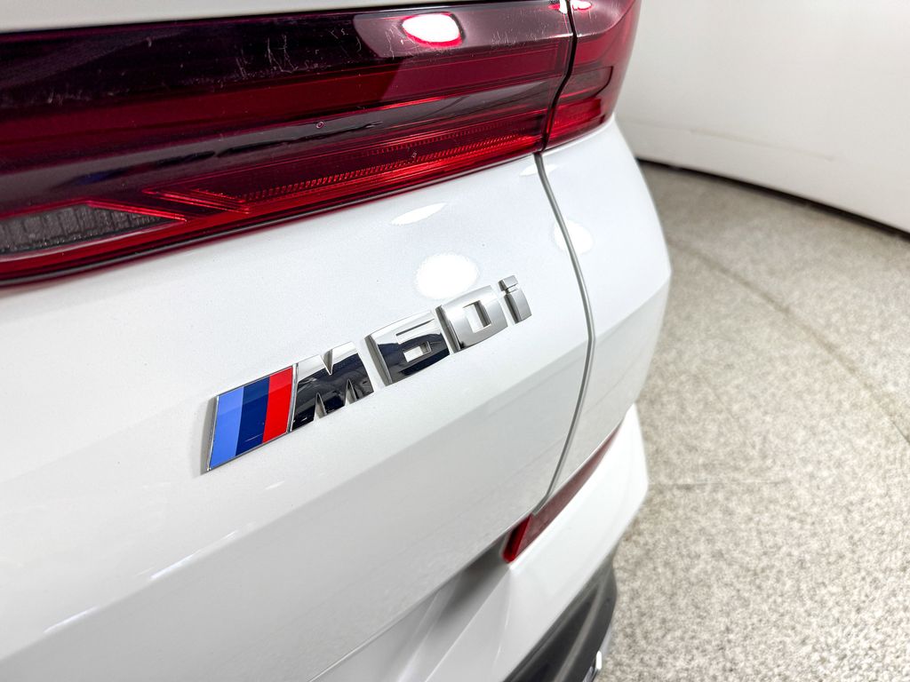 2024 BMW X6 M 18