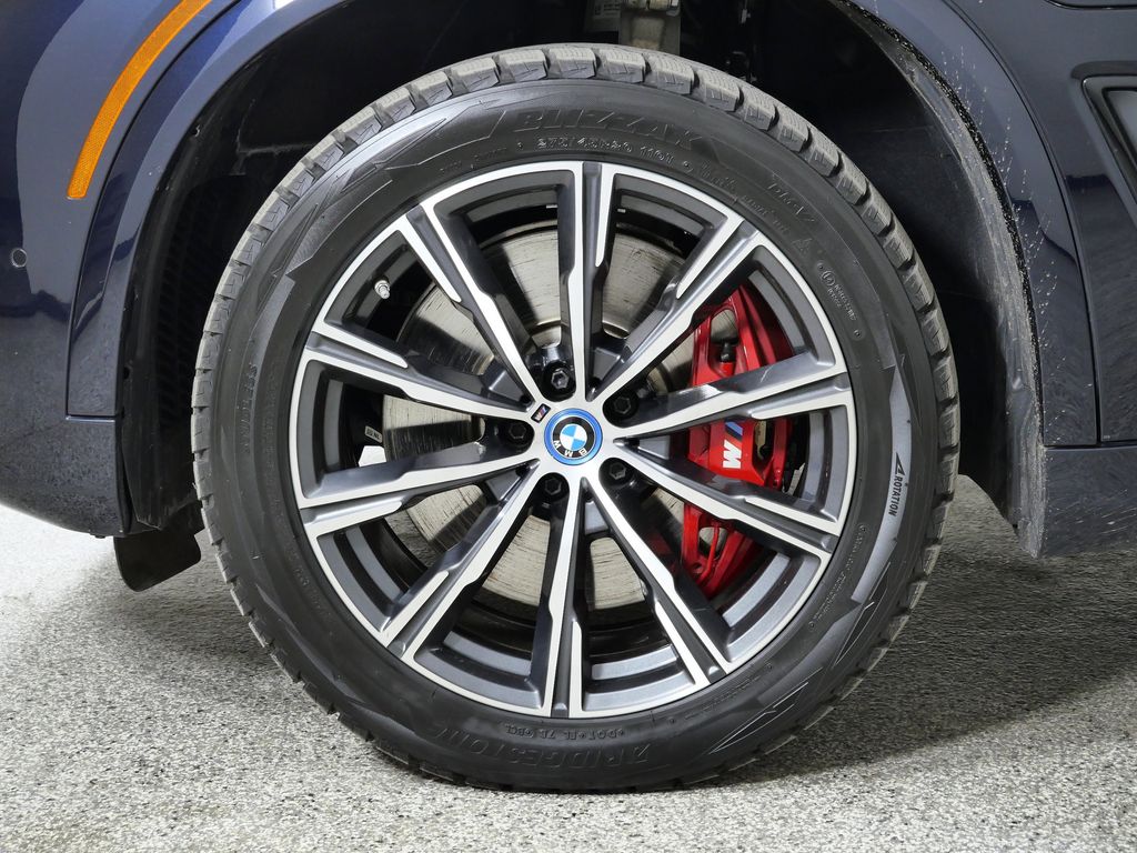 Thumbnail: 2023 BMW X5 - 18