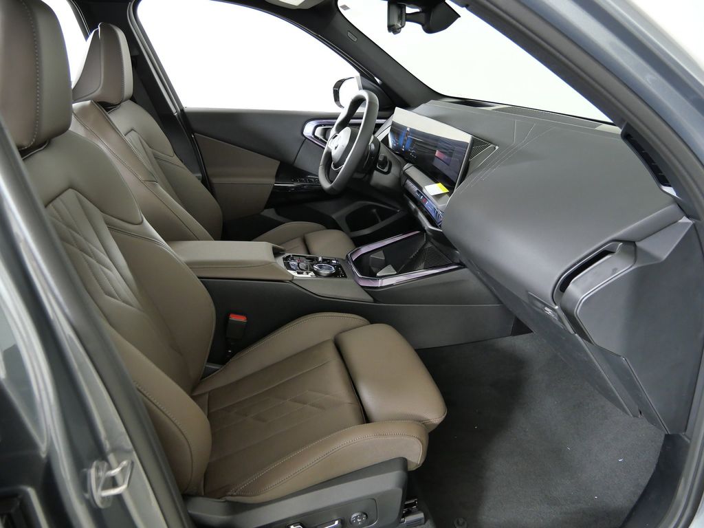 Thumbnail: 2026 BMW X3 - 21