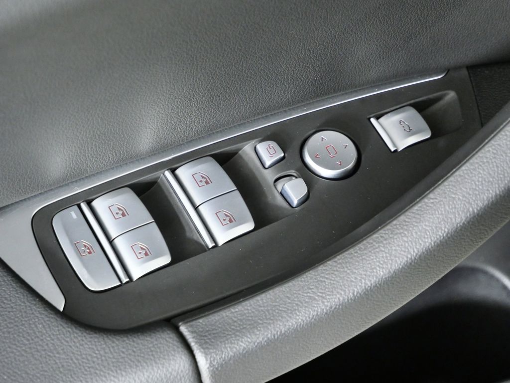 Thumbnail: 2024 BMW X3 - 40