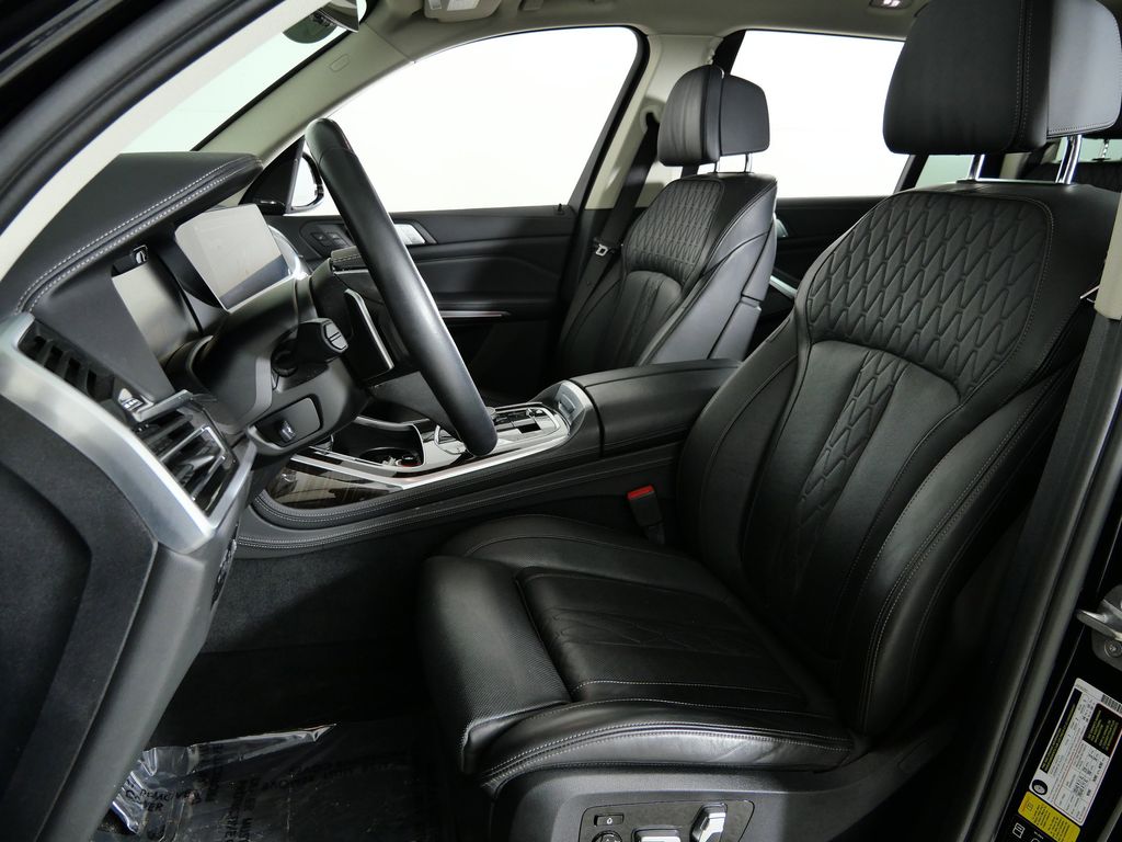 Thumbnail: 2020 BMW X7 - 36