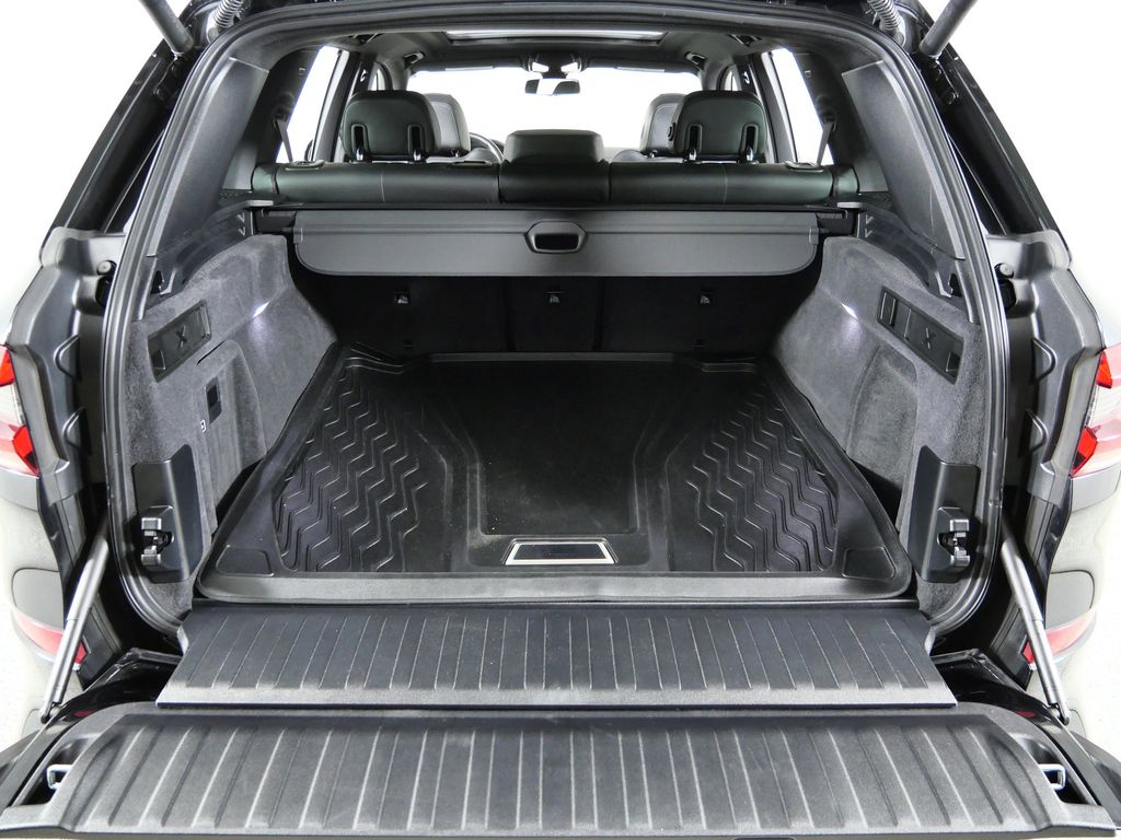 Thumbnail: 2023 BMW X5 - 32