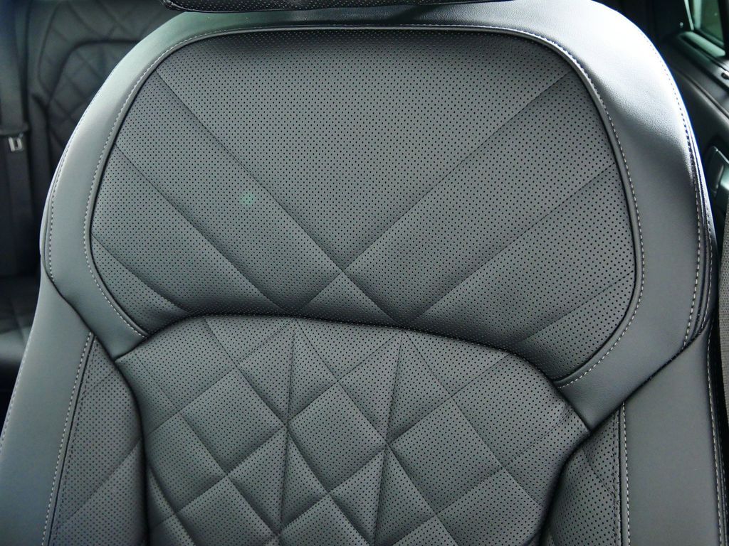 Thumbnail: 2026 BMW X5 - 33