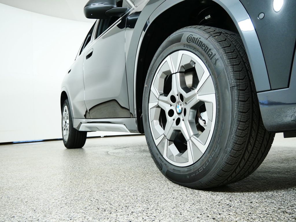 Thumbnail: 2026 BMW X1 - 5