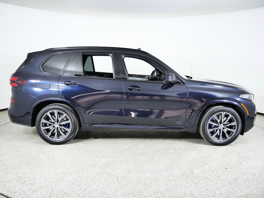 Thumbnail: 2024 BMW X5 - 10