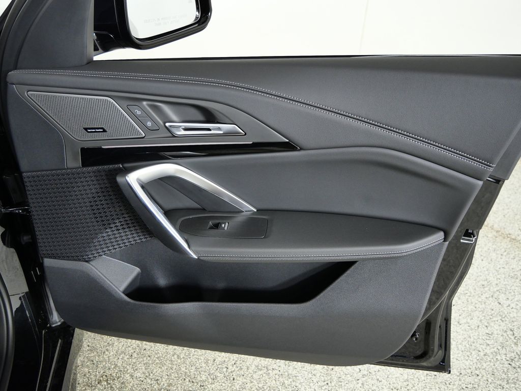 Thumbnail: 2026 BMW X1 - 19