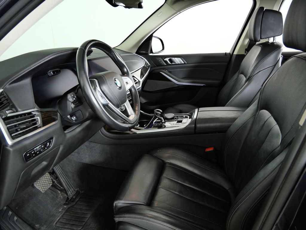 Thumbnail: 2019 BMW X7 - 35