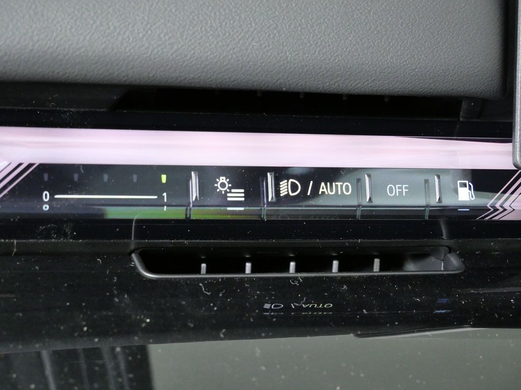 Thumbnail: 2026 BMW 5 Series - 38