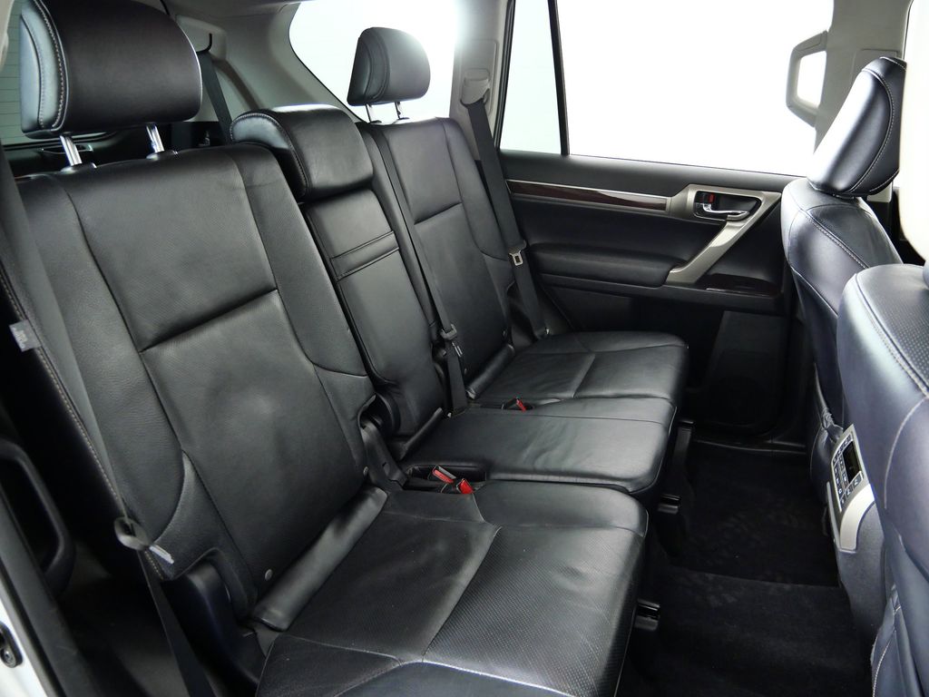 Thumbnail: 2014 Lexus GX - 25