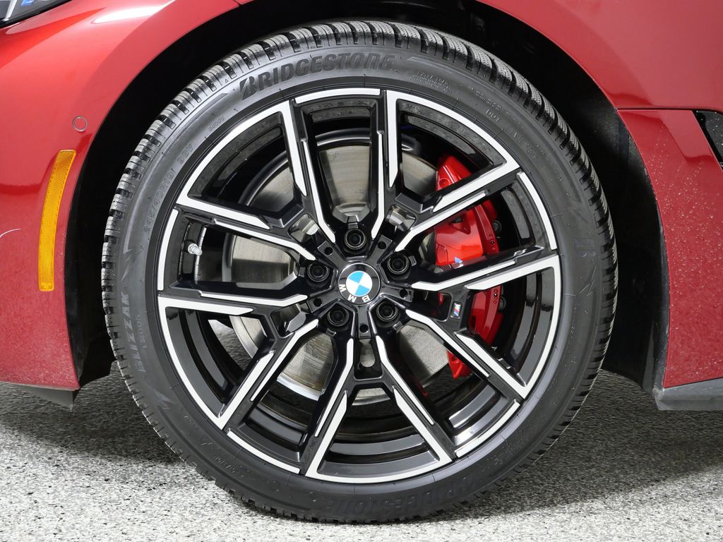 Thumbnail: 2025 BMW i4 - 21