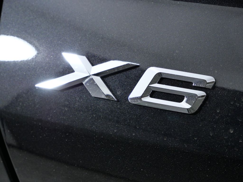 Thumbnail: 2026 BMW X6 - 13