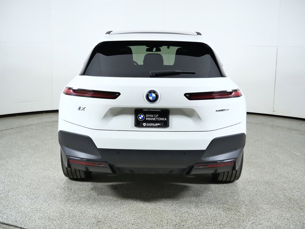 Thumbnail: 2025 BMW iX - 12