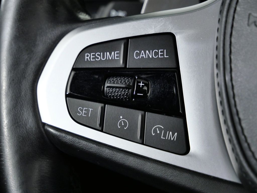 Thumbnail: 2019 BMW 3 Series - 41