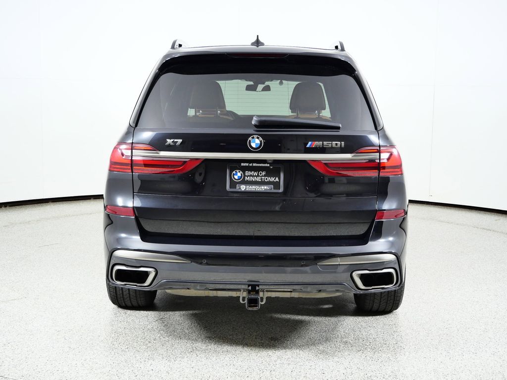 Thumbnail: 2020 BMW X7 - 11