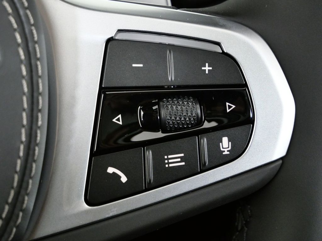 Thumbnail: 2026 BMW X5 - 42