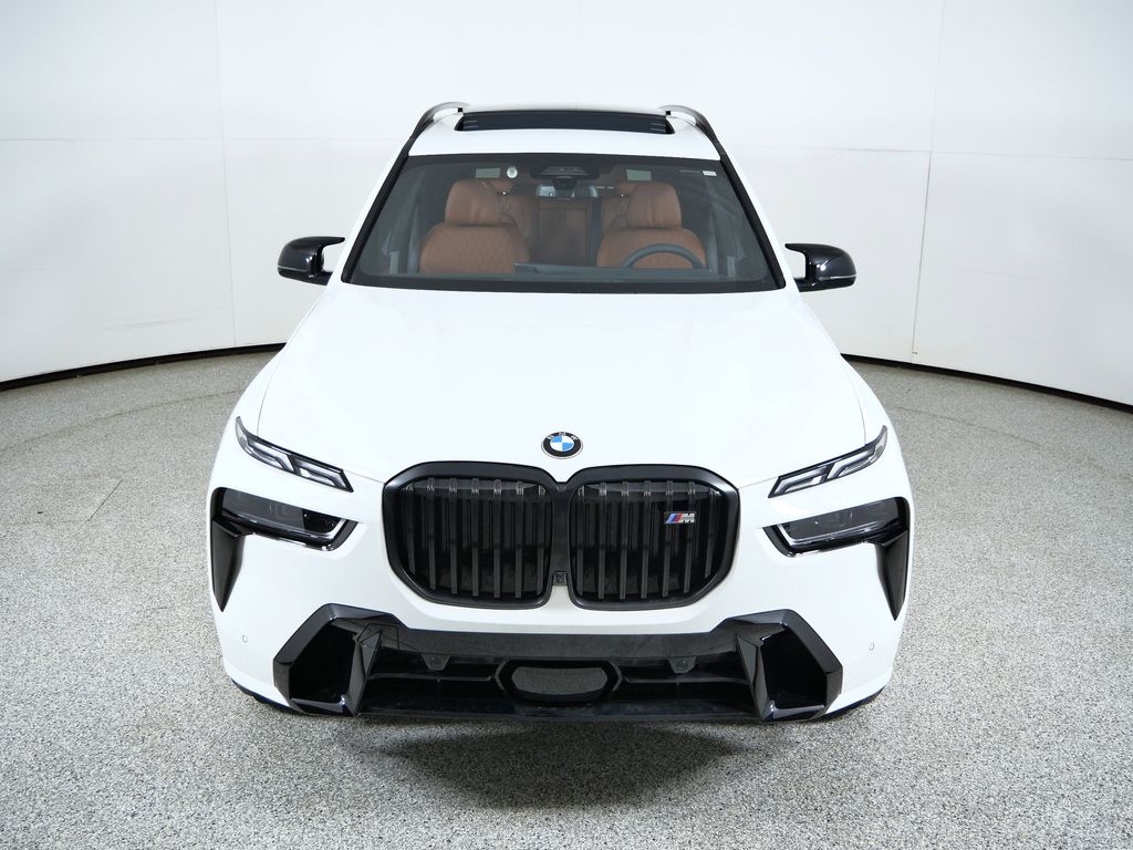 Thumbnail: 2026 BMW X7 - 16