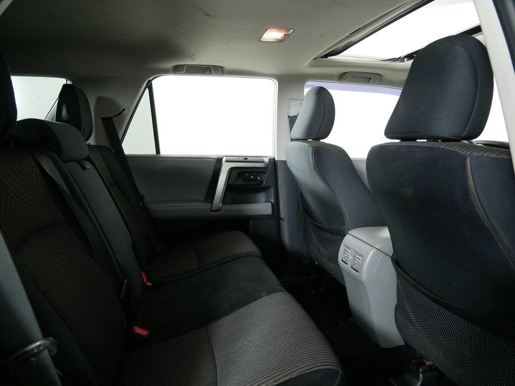 Thumbnail: 2012 Toyota 4Runner - 21