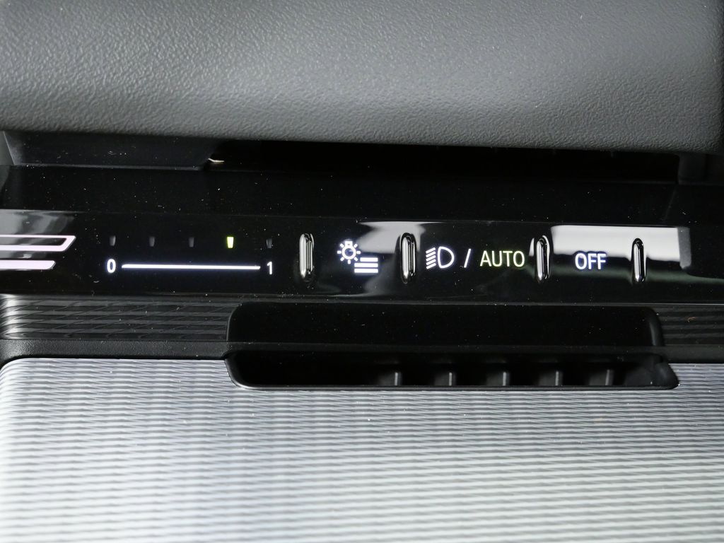 Thumbnail: 2026 BMW 5 Series - 37