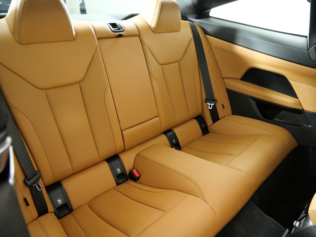 Thumbnail: 2025 BMW 4 Series - 30