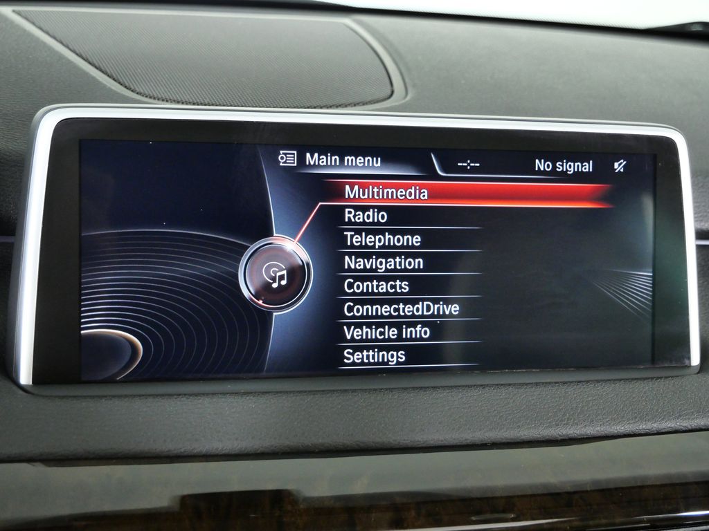 Thumbnail: 2015 BMW X5 - 43