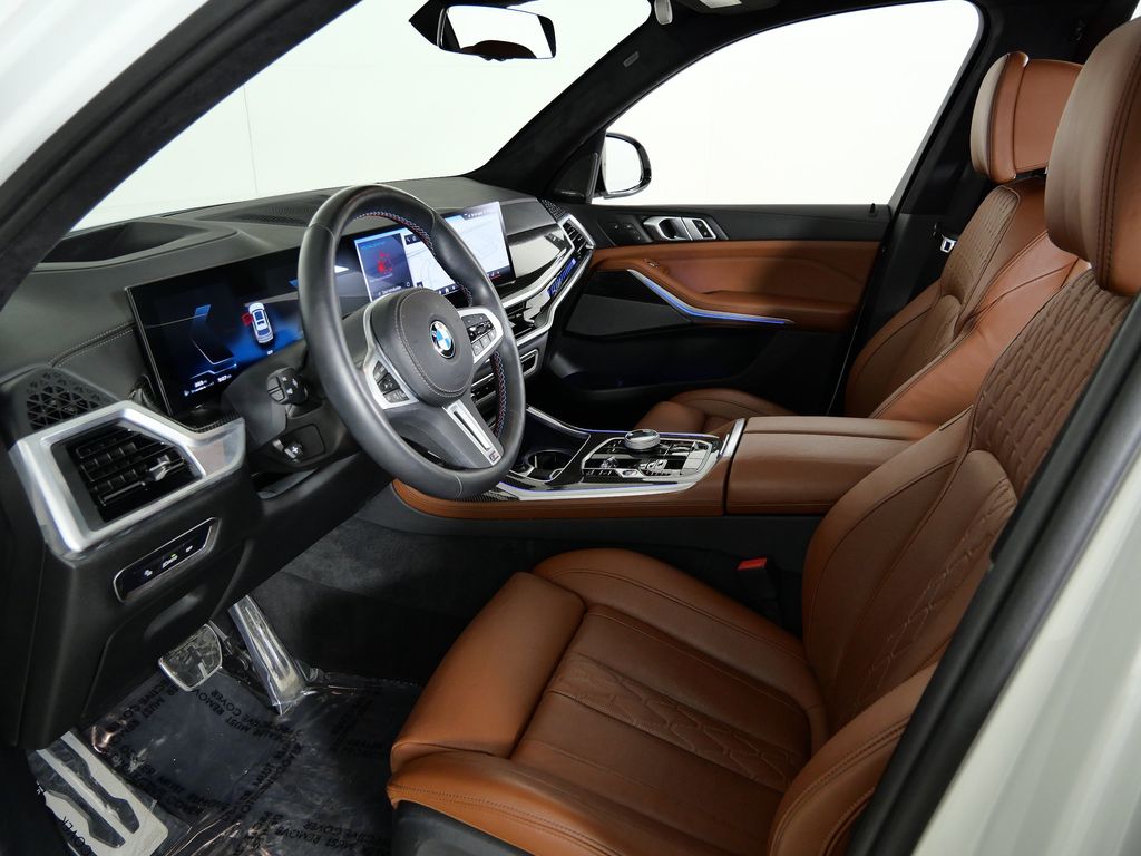 Thumbnail: 2024 BMW X7 - 40