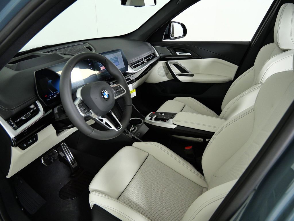 Thumbnail: 2026 BMW X1 - 32