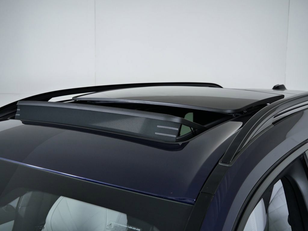 Thumbnail: 2026 BMW X7 - 20