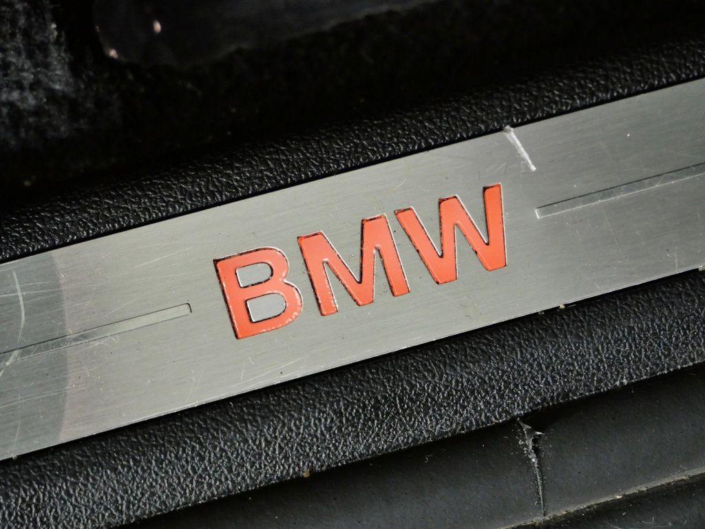Thumbnail: 2021 BMW X7 - 24