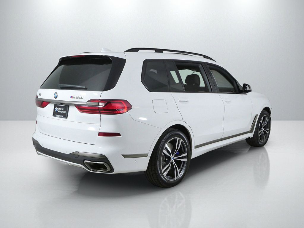 Thumbnail: 2022 BMW X7 - 9