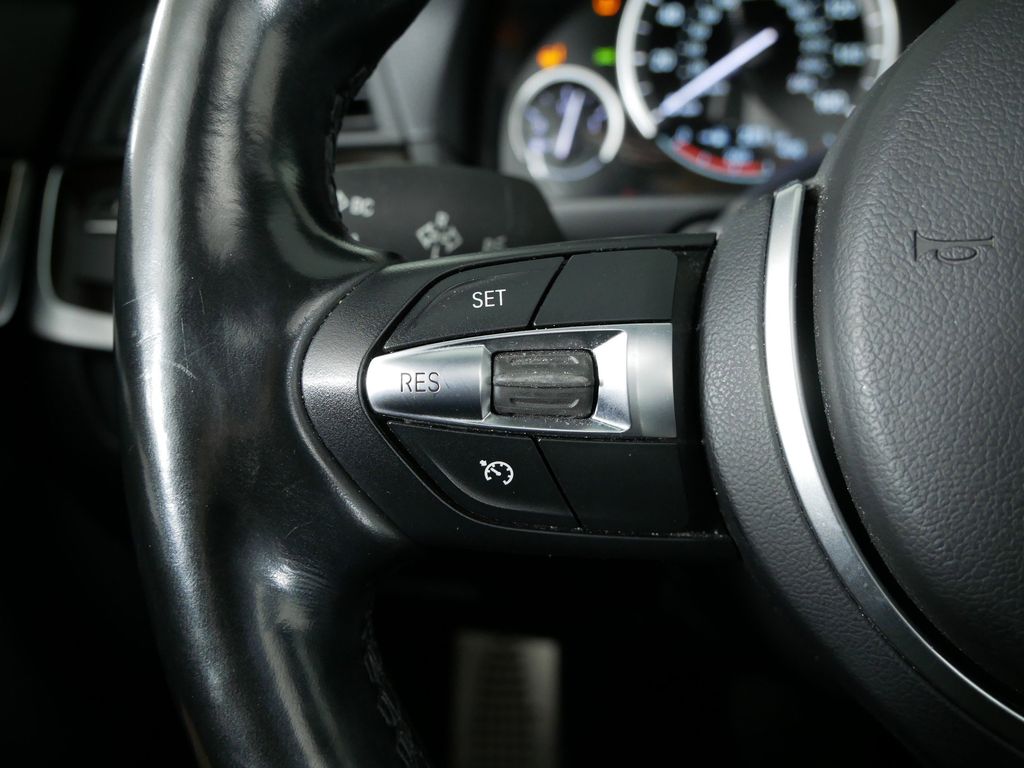 2015 BMW 5 Series 535i xDrive 38