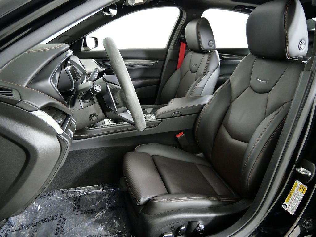 Thumbnail: 2022 Cadillac CT5 - 34