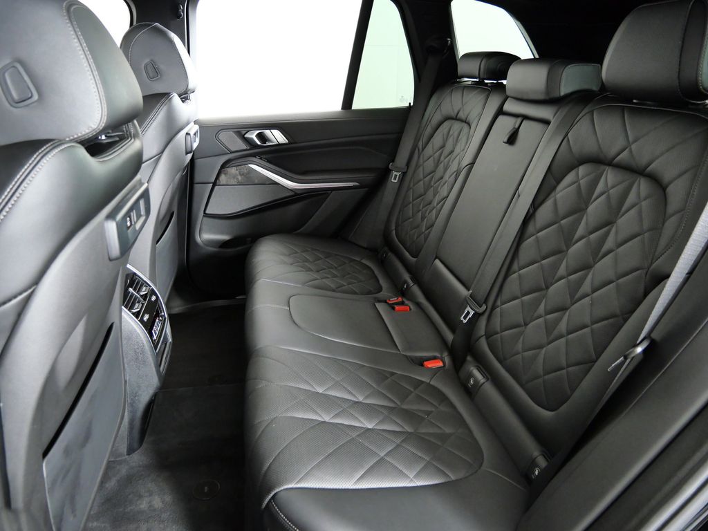 Thumbnail: 2023 BMW X5 - 33