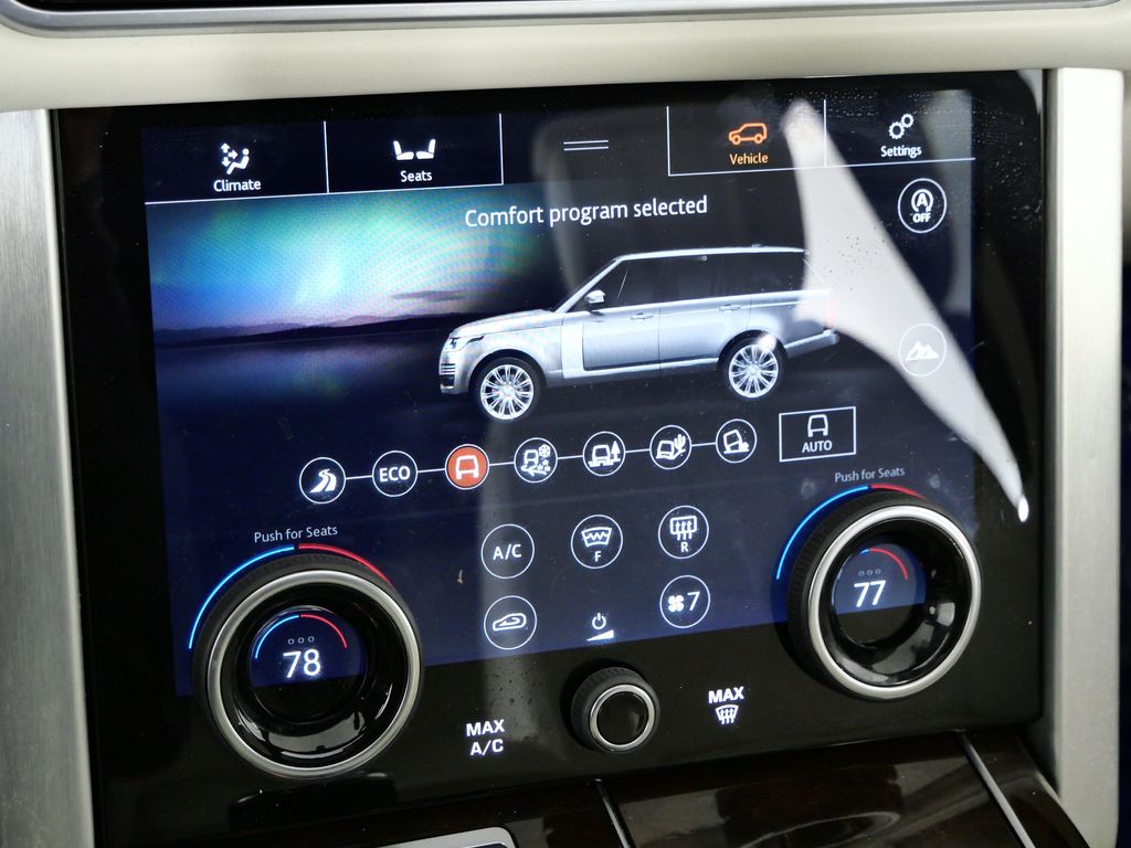 Thumbnail: 2022 Land Rover Range Rover - 44