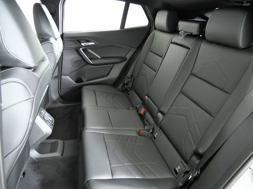 Thumbnail: 2026 BMW X2 - 31