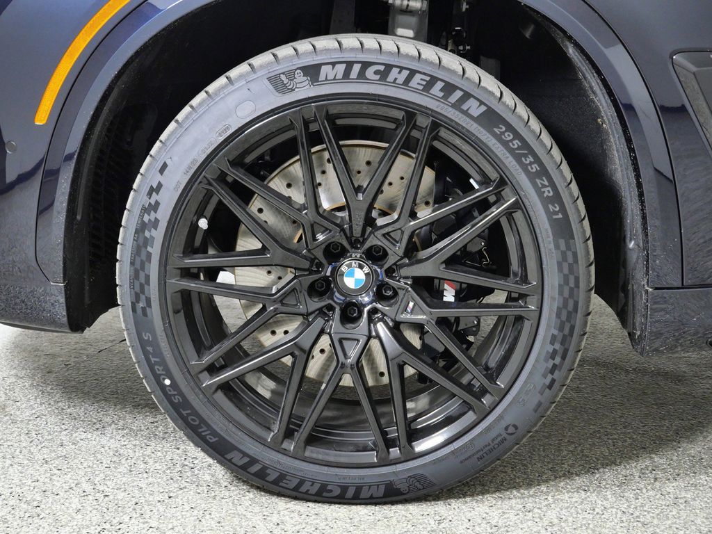 Thumbnail: 2026 BMW X5 - 17