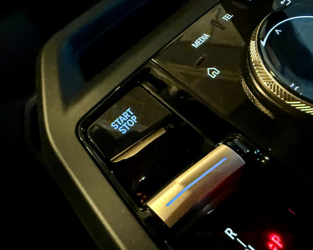 2025 BMW iX xDrive50 45
